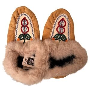Authentic Yukon First Nations Moccasin Slippers